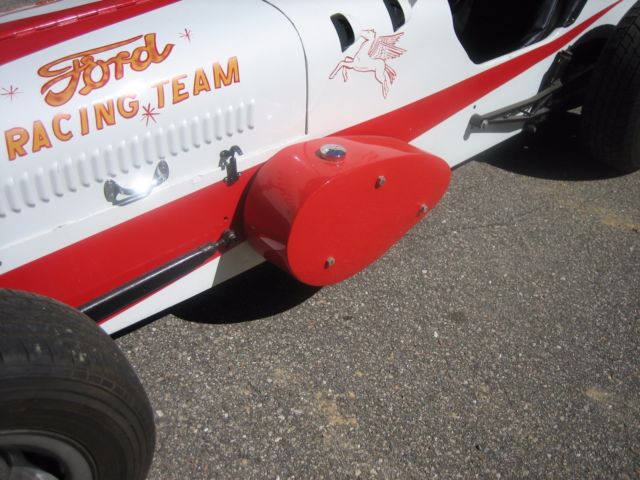 1963 White FORD INDY RACER