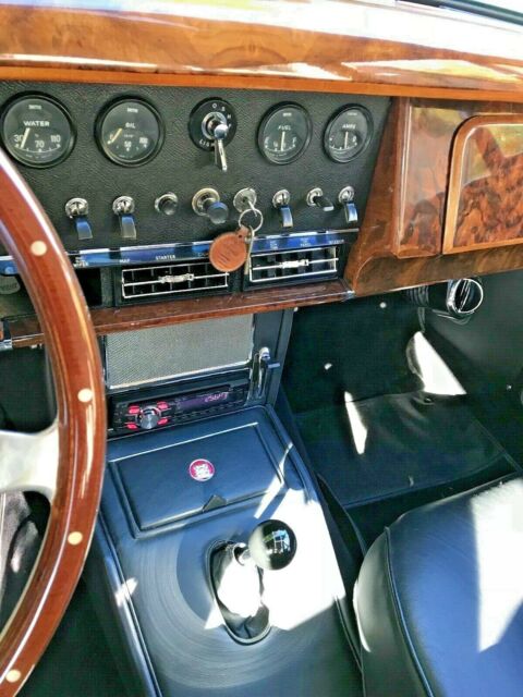 1963 Gold Jaguar Mk 2 3.8 Sedan