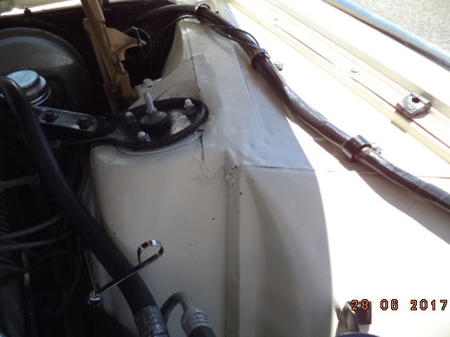 1963 White Ford Thunderbird Coupe