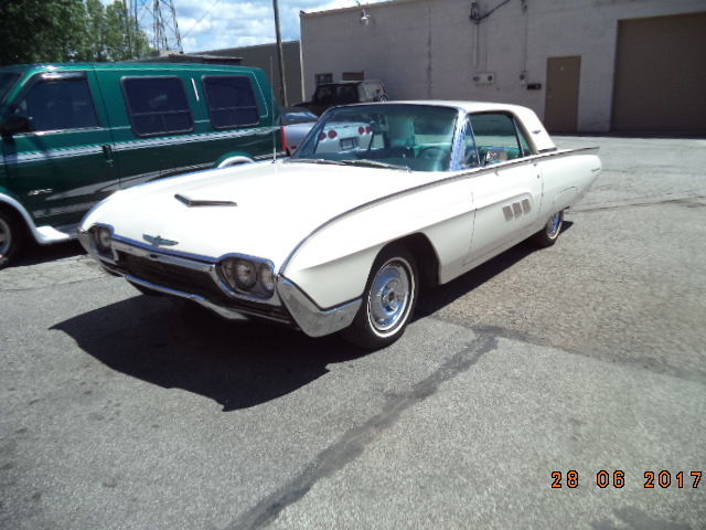 1963 White Ford Thunderbird Coupe