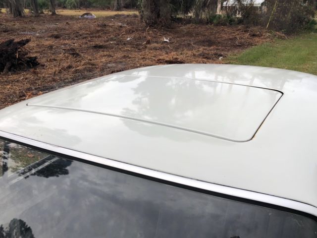 1963 White Mercedes-Benz 200-Series Coupe