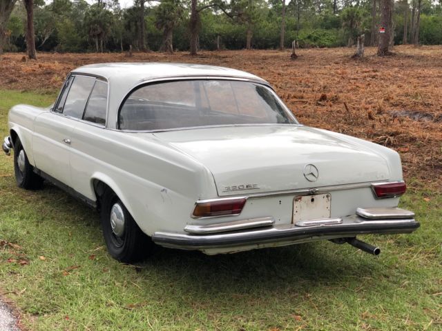 1963 White Mercedes-Benz 200-Series Coupe