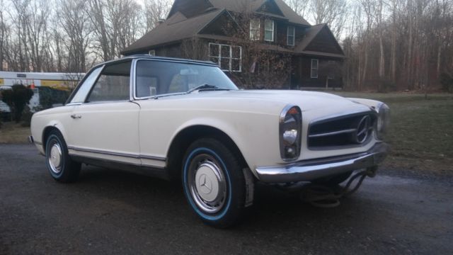 1963 White Mercedes-Benz 200-Series Convertible