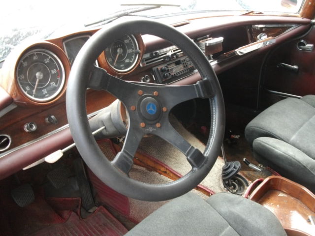 1963 Blue Mercedes-Benz 200-Series Coupe