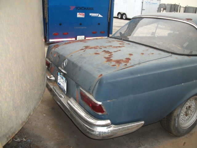 1963 Blue Mercedes-Benz 200-Series Coupe