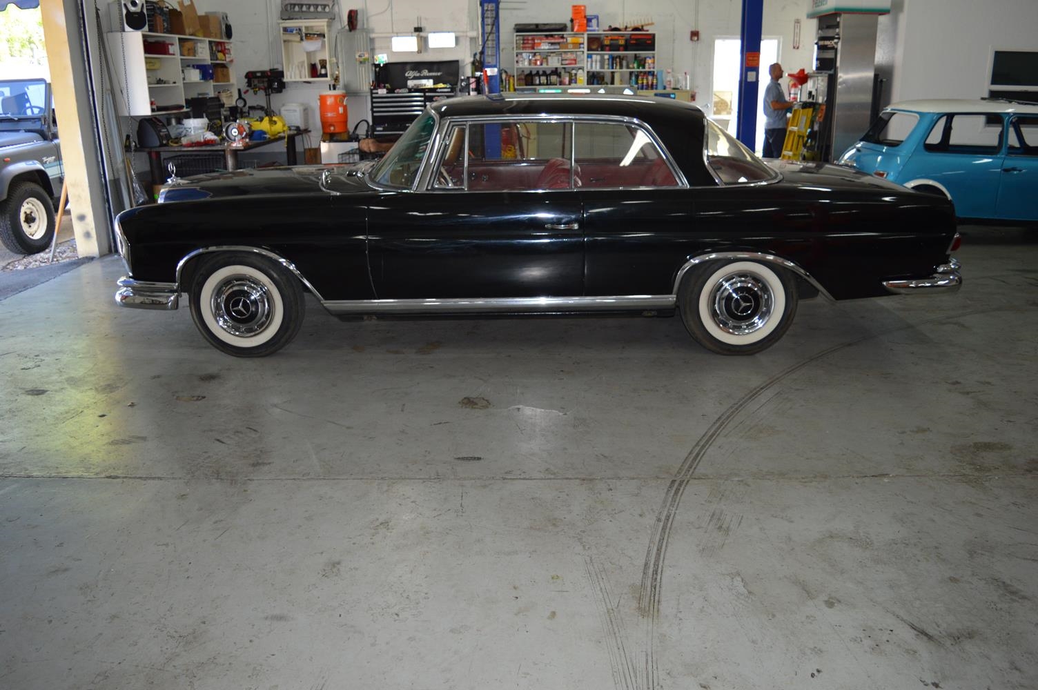 1963 Black Mercedes-Benz 200-Series Coupe