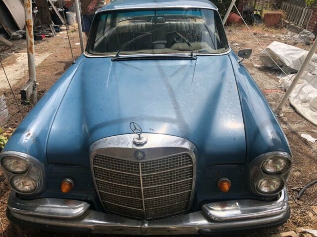 1963 Blue Mercedes-Benz 300-Series Coupe