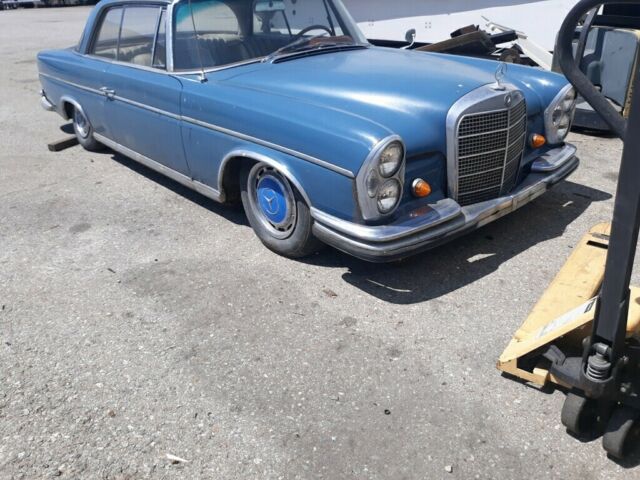 1963 Blue Mercedes-Benz 300-Series Coupe