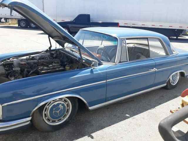1963 Blue Mercedes-Benz 300-Series Coupe