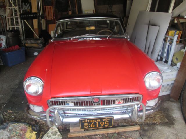 1963 Red MG MGB Convertible