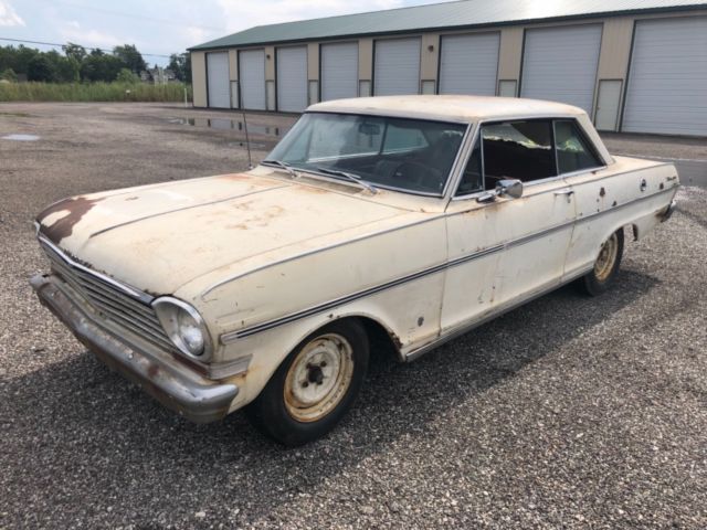1963 White Chevrolet Nova Coupe