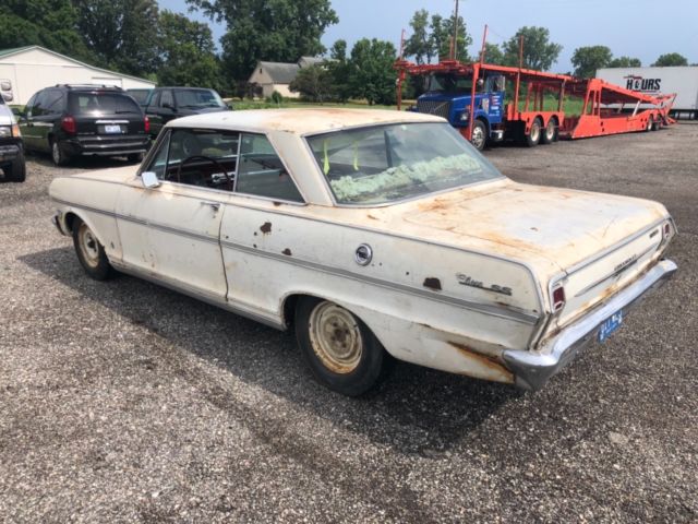 1963 White Chevrolet Nova Coupe