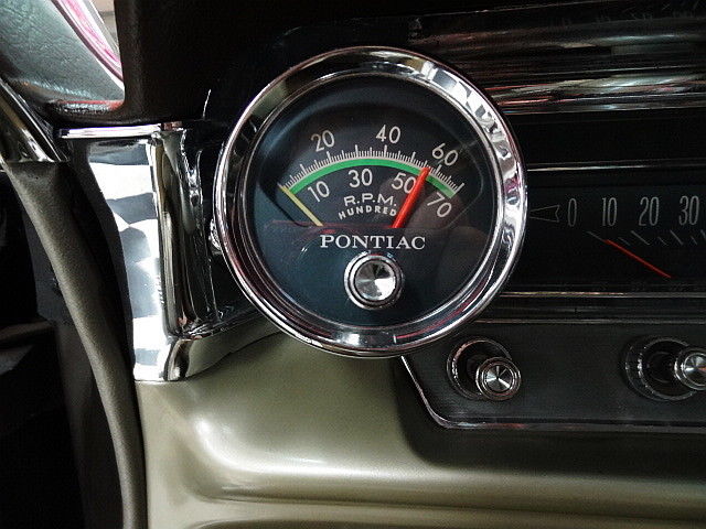 1963 Cordovan (Dark Brown Metallic) Pontiac Catalina