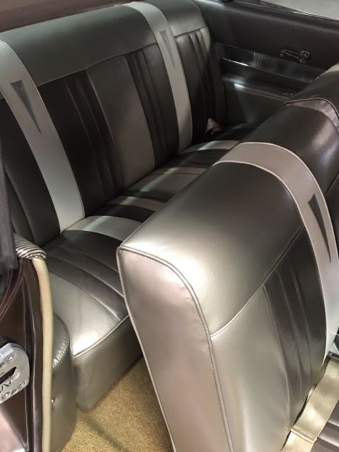 1963 Cordovan (Dark Brown Metallic) Pontiac Catalina