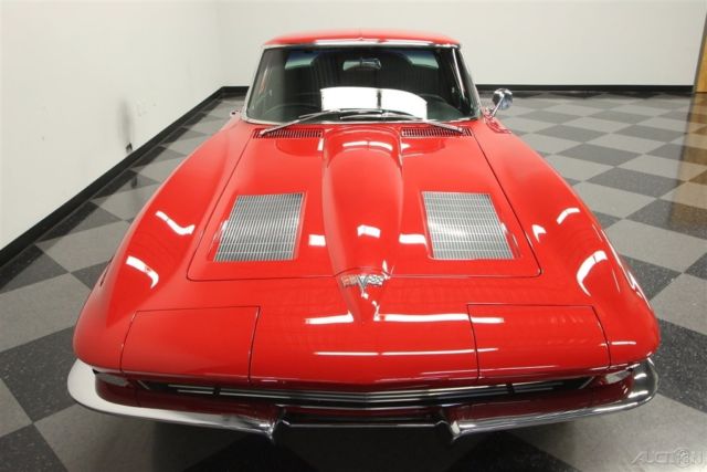 1963 Red Chevrolet Corvette
