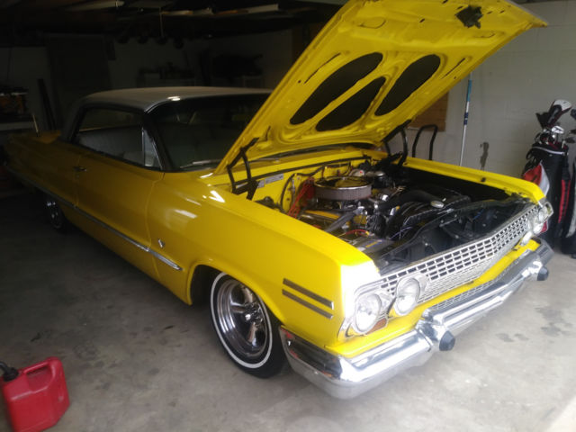 1963 Yellow Chevrolet Impala Coupe