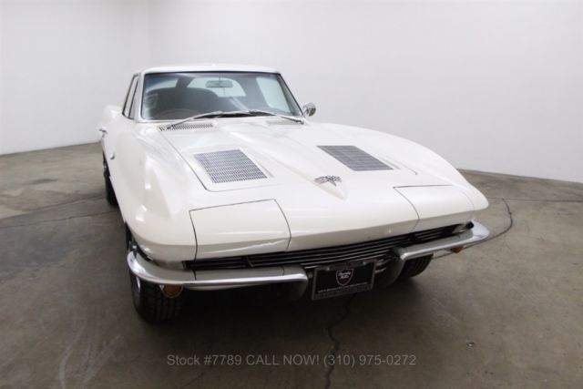 1963 White Chevrolet Corvette