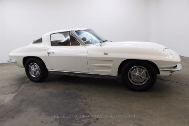 1963 White Chevrolet Corvette