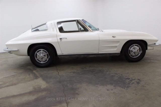 1963 White Chevrolet Corvette