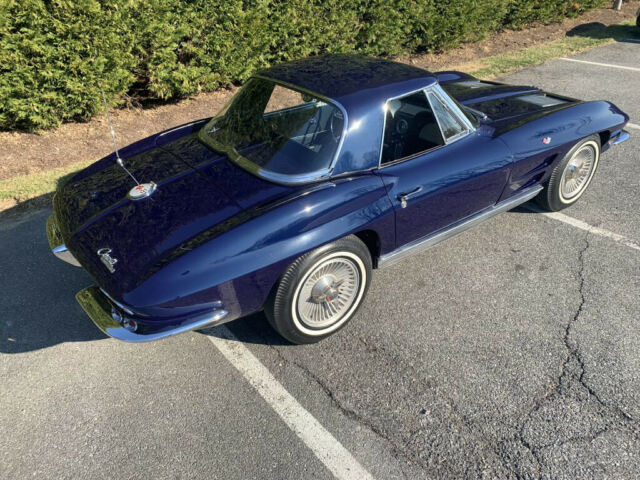1963 Blue Chevrolet Corvette