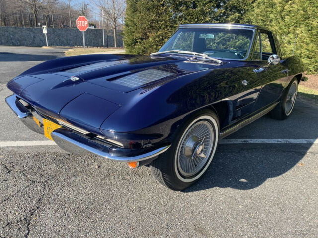 1963 Blue Chevrolet Corvette