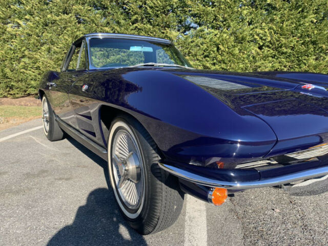 1963 Blue Chevrolet Corvette