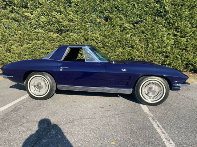 1963 Blue Chevrolet Corvette