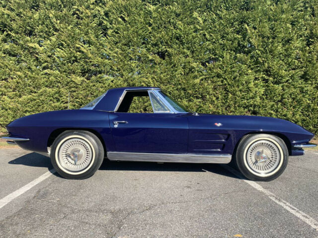 1963 Blue Chevrolet Corvette