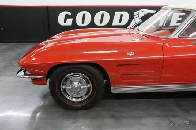 1963 Red Chevrolet Corvette