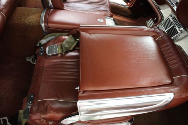 1963 Ford Thunderbird