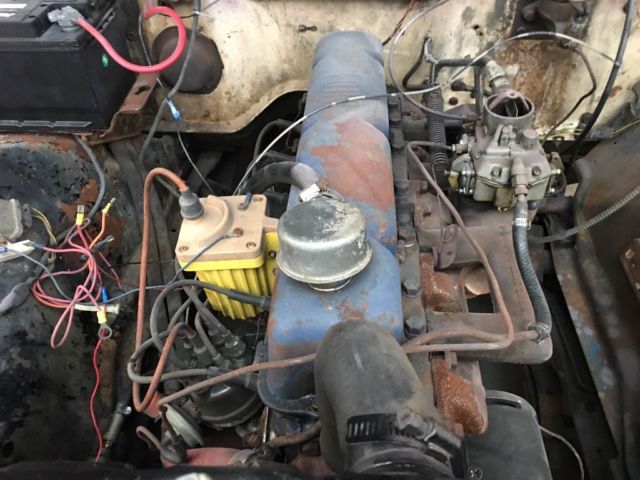 1963 BURGANDY/BEIGE Ford F-100 Cab & Chassis