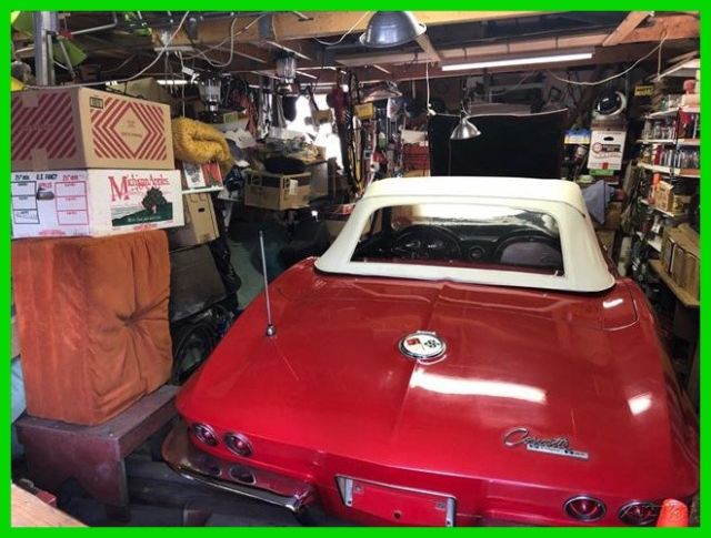 1963 Red Chevrolet Corvette