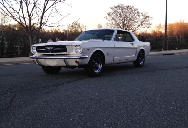 1965 White Ford Mustang Coupe