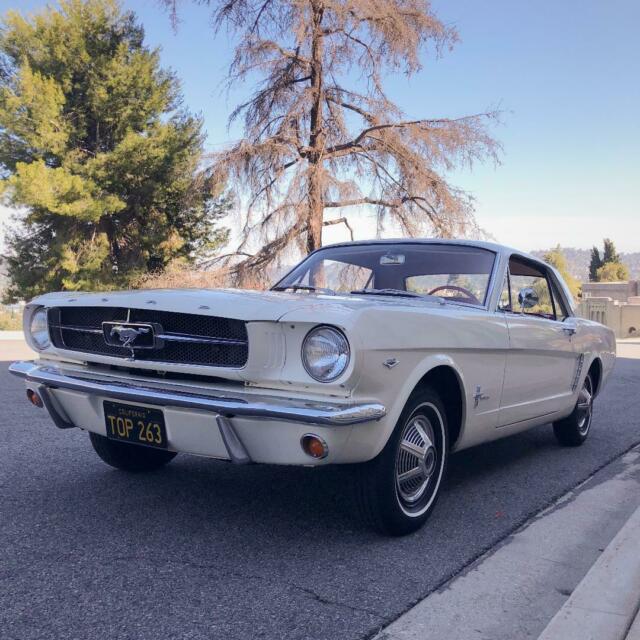 1965 White Ford Mustang Coupe