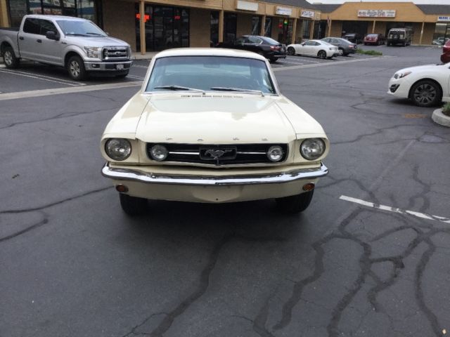 1965 White Ford Mustang Coupe