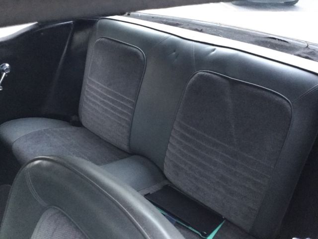 1965 White Ford Mustang Coupe