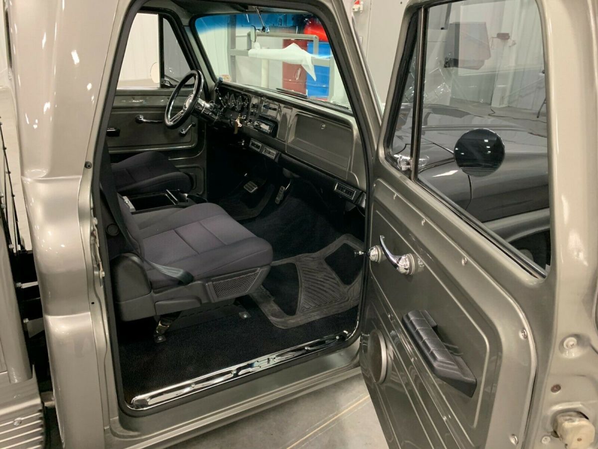 1964 Chevrolet C-10 Standard Cab Pickup