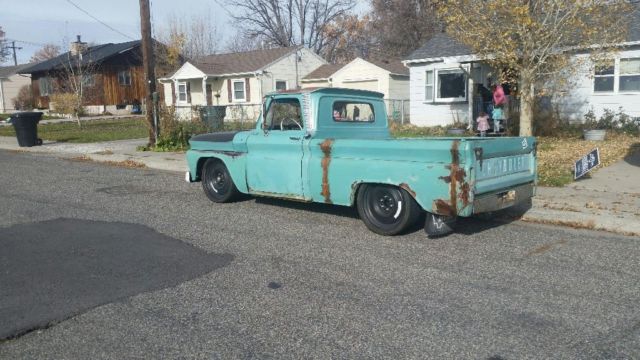 1964 green patina Chevrolet C-10 Standard Cab Pickup