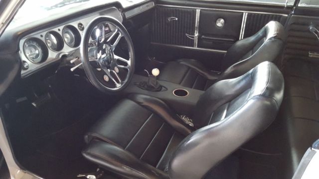 1964 White Chevrolet Chevelle Coupe