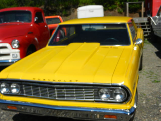 1964 Yellow Chevrolet Chevelle Coupe
