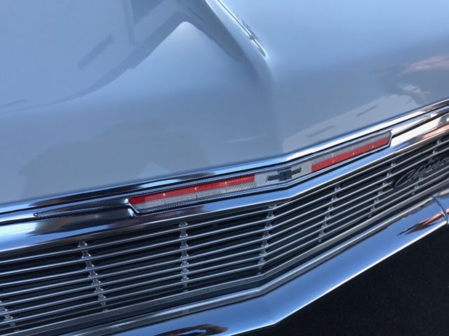 1964 White Chevrolet Bel Air/150/210 Sedan