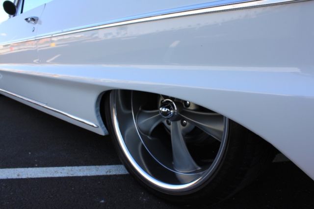 1964 White Chevrolet Bel Air/150/210 Sedan