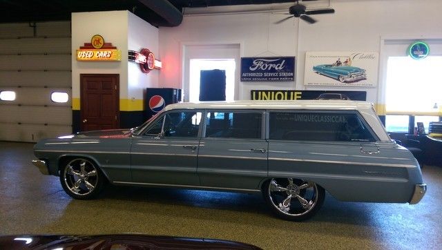 1964 Blue Chevrolet Bel Air/150/210 Wagon
