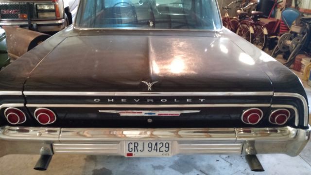 1964 Green Chevrolet Bel Air/150/210 Sedan