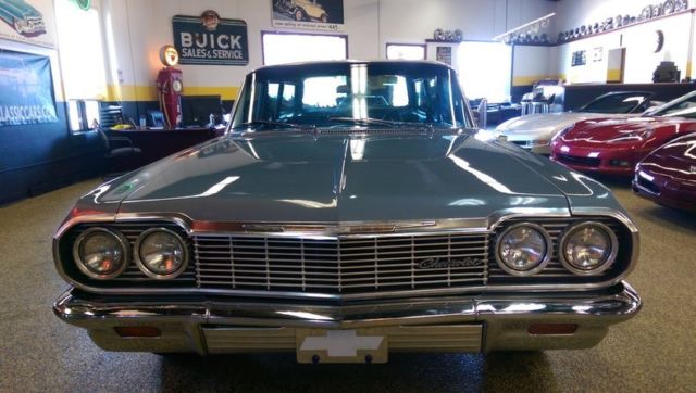 1964 Blue Chevrolet Bel Air/150/210 Wagon