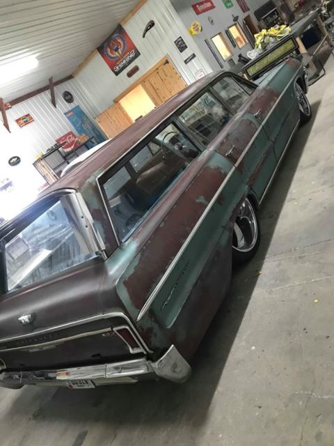 1964 blue Chevrolet Bel Air/150/210 Wagon