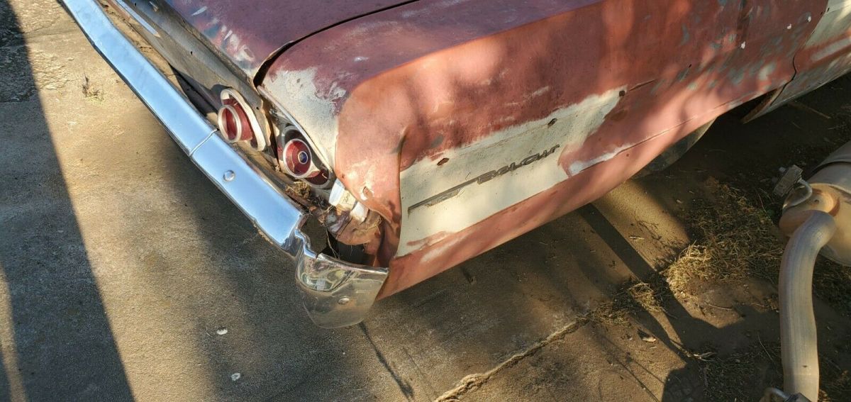 1964 White Chevrolet Bel Air/150/210 Sedan