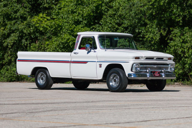 1964 White Chevrolet C-10 Pickup (Truck)