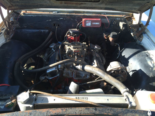 1964 White Chevrolet Chevelle Sedan