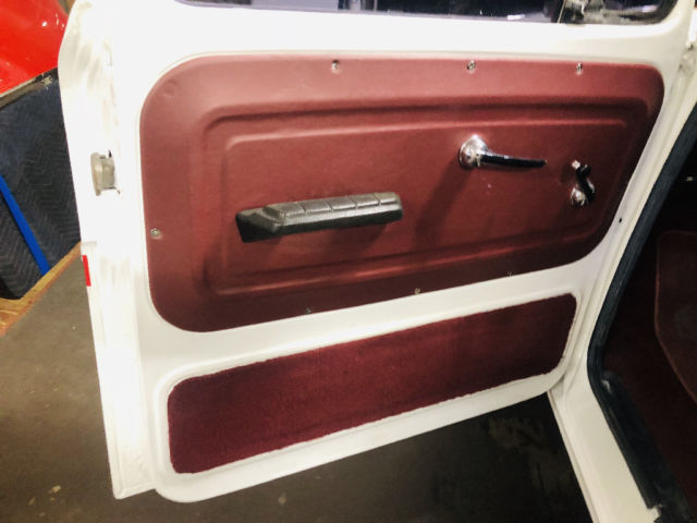 1964 White Chevrolet C-10 --